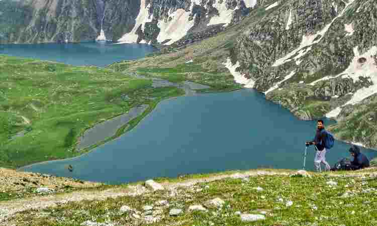 Nichnai Pass Trek