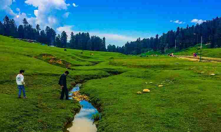 Yusmarg Trek